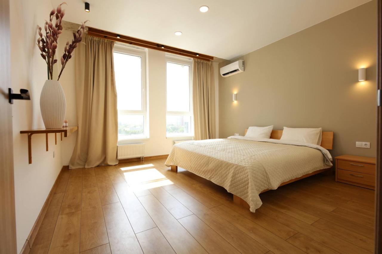 Nyvky Like Home - Nyvky Park - Apt 45 Киев Екстериор снимка